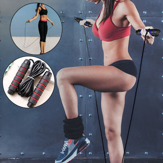 corde a sauter femme dehors gym